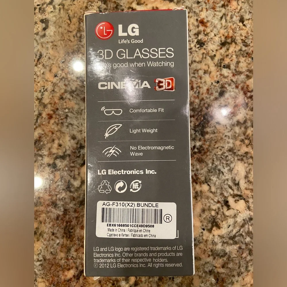 LG 3D GLASSES. 6 Pair, New in box